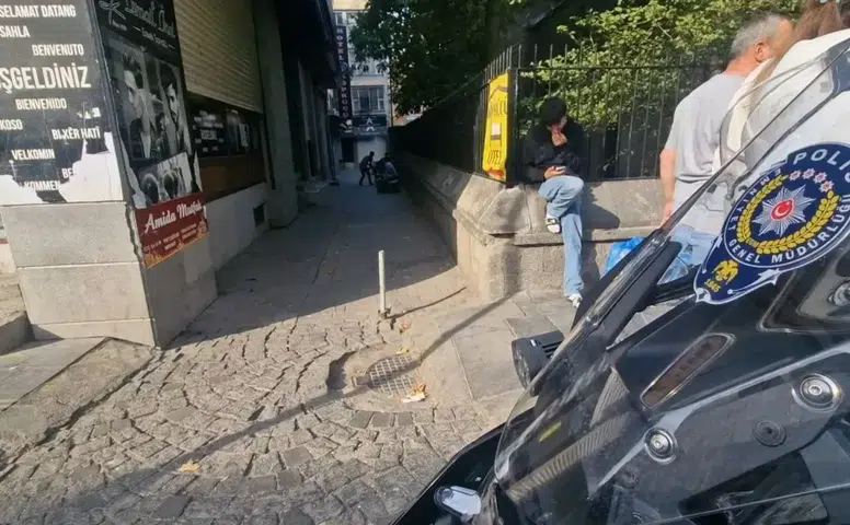 Diyarbakır Sur'da öğle saatlerinde silahlı saldırı: 2 kişi yaralandı, 1 gözaltı