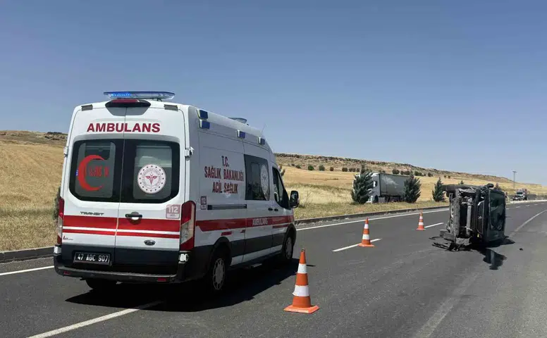 Çınar ilçesindeki Toraman yolu üzerinde iki araç çarpıştı 2'si çocuk 7 yaralı