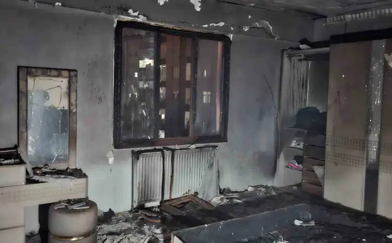 Diclekent'teki bir apartmanda korku dolu anlar Yangında mahsur kalan kadınlar kurtarıldı