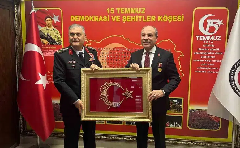 Jandarma Genel Komutanı Çardakcı Diyarbakır’da şehit ve gazi derneğiyle buluştu