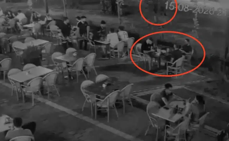 Kayapınar’da kafede otururken ağaç arkasından ateş açıldı Bir kişi yaralı kurtuldu
