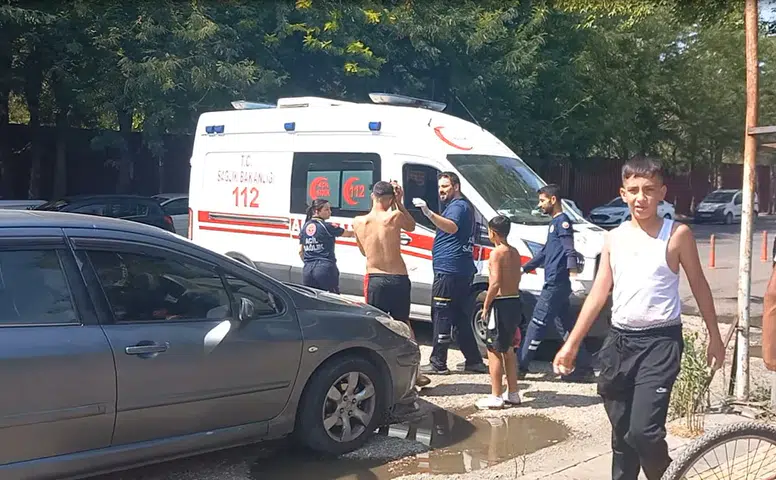 Diyarbakır Anzele Parkı'nda yasaklı serinleme girişimi İki çocuk havuzda çarpıştı