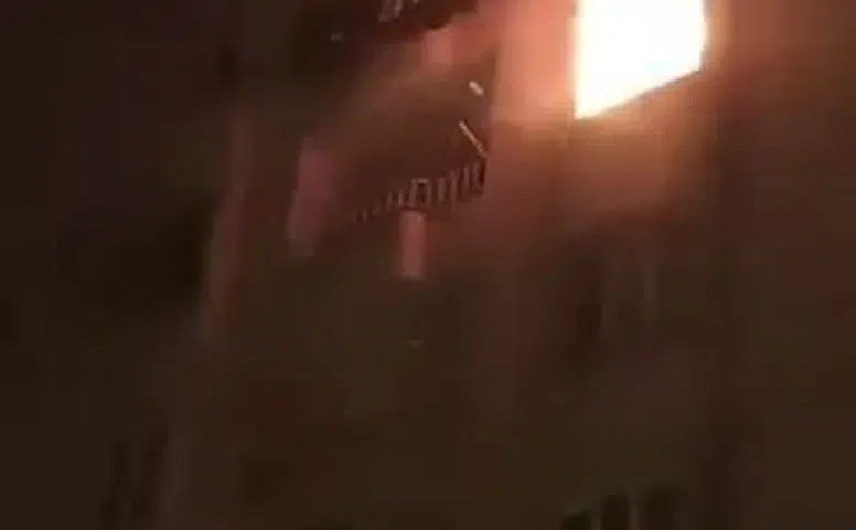 Diyarbakır Sur'da gece yarısı dehşeti: Sekiz katlı apartmanda yangın paniği