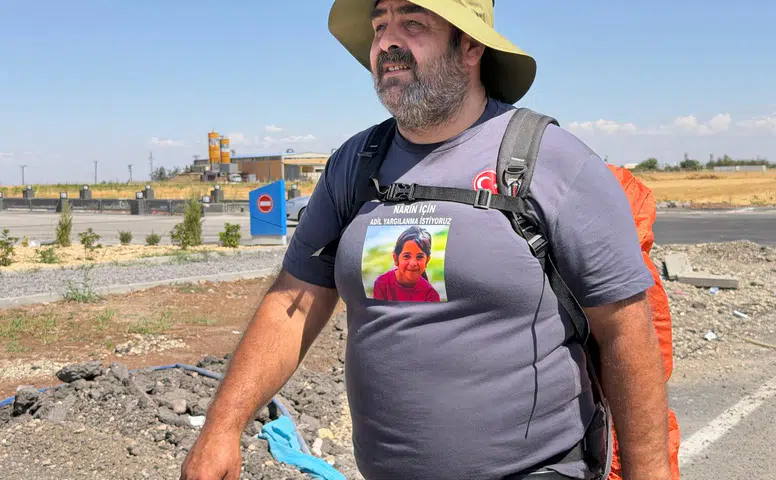 Diyarbakır'da Narin Güran'ın babası Arif Güran'dan Ankara'ya adalet yürüyüşü