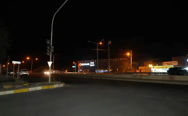 Diyarbakır Bismil'de yürek yakan kaza: Otomobilin çarptığı 8 yaşındaki çocuk hayatını