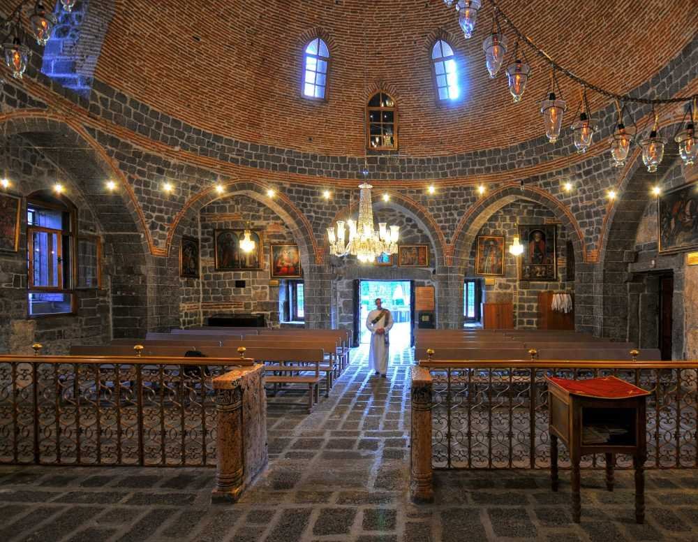 Diyarbakır'daki tarihi kilise: Meryem Ana Kilisesi 8