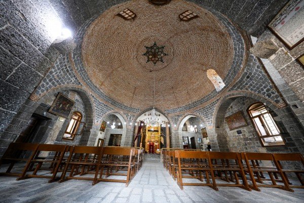 Diyarbakır'daki tarihi kilise: Meryem Ana Kilisesi 4