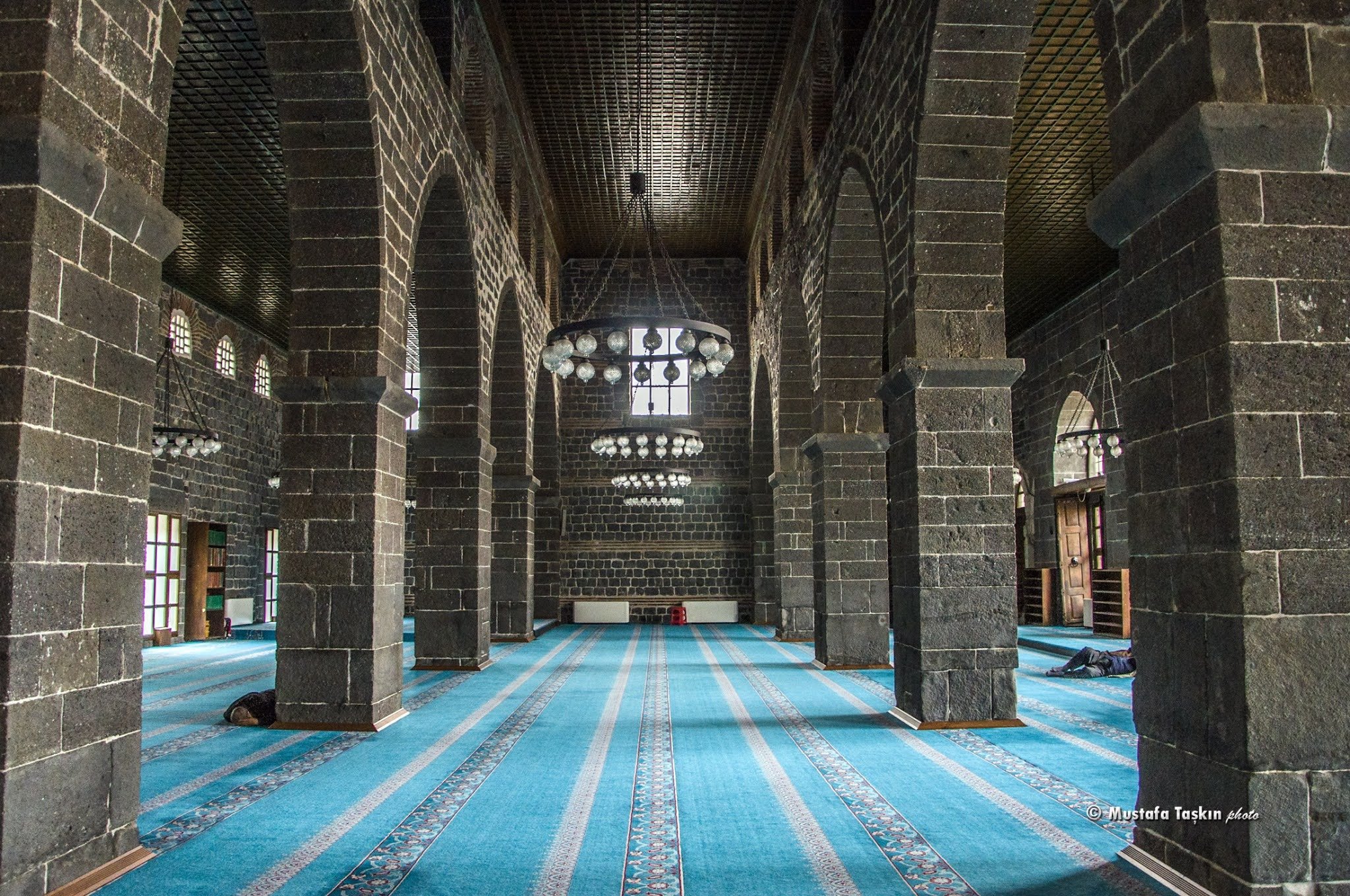 Diyarbakır'ın gözbebeği olan tarihi mekan: Ulu Camii 5