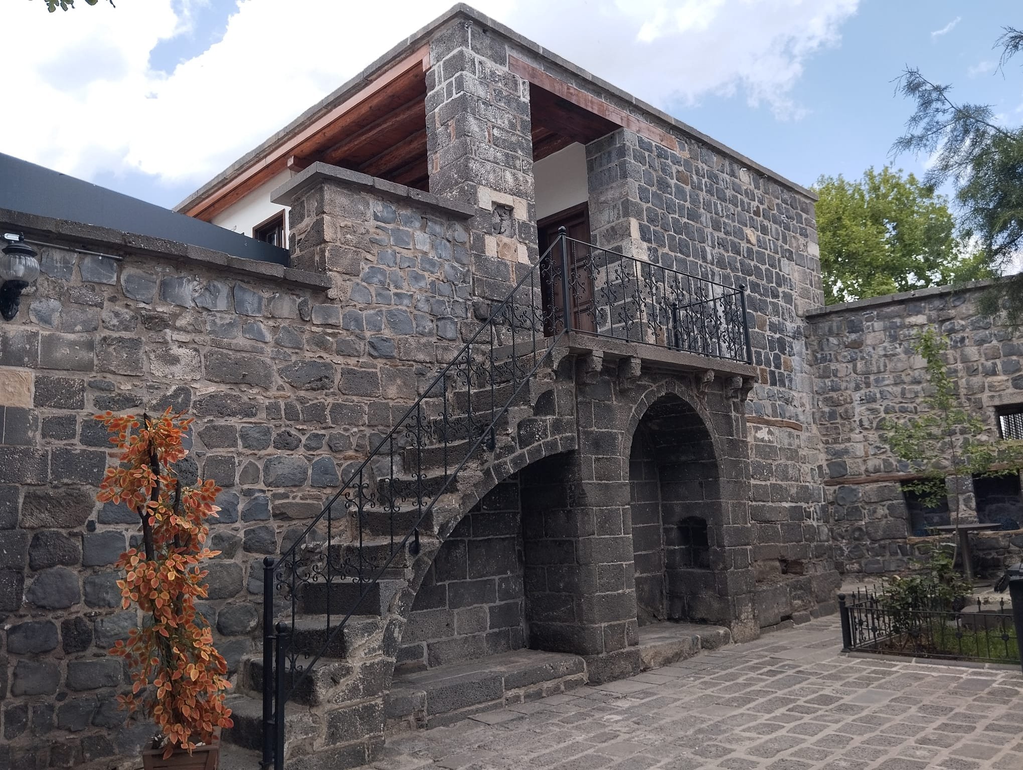 Diyarbakır'ın görkemli mirası: Surp Giragos Kilisesi 13