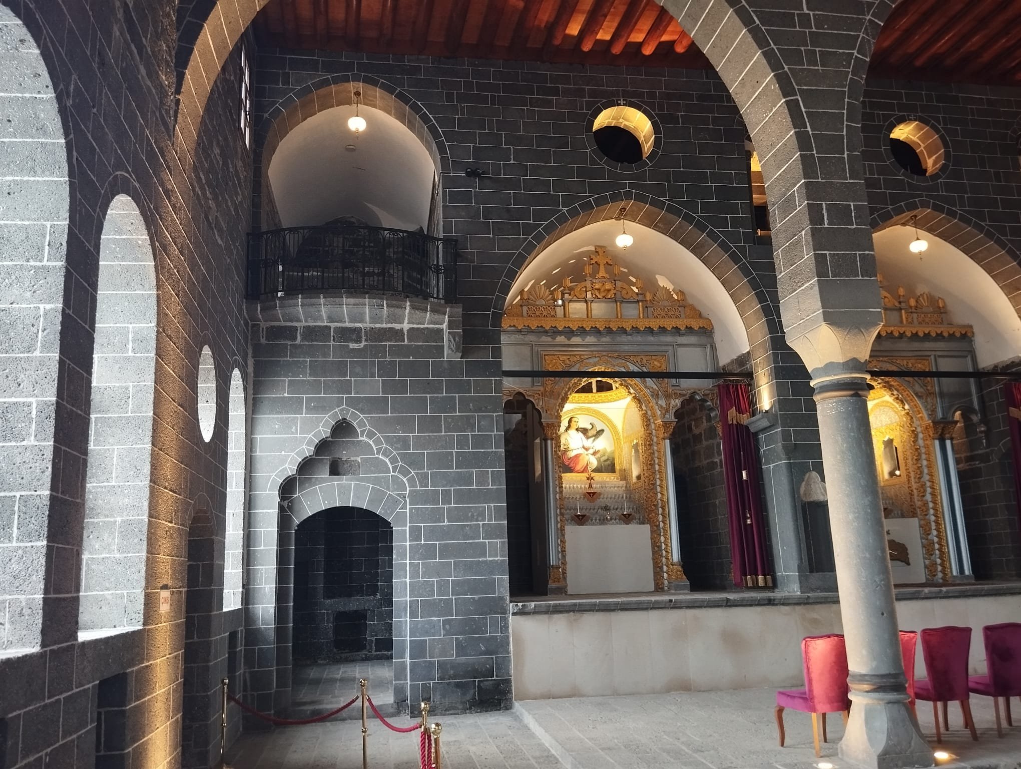 Diyarbakır'ın görkemli mirası: Surp Giragos Kilisesi 16