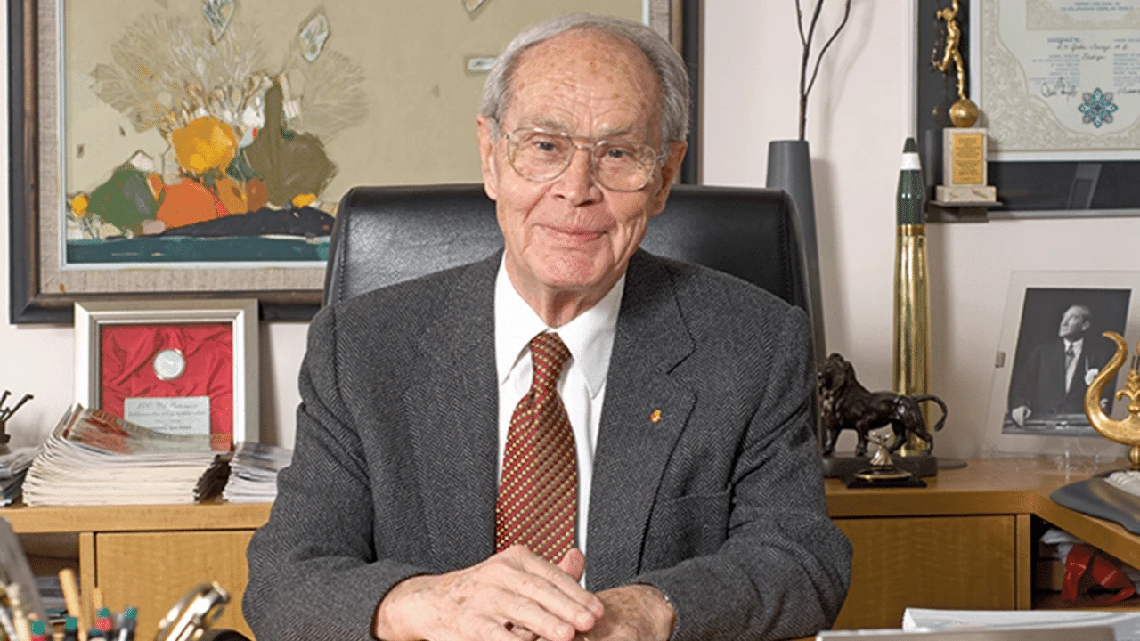 Firuz Kanatlı Kimdir (1)