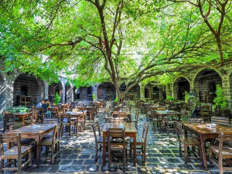  7. Sülüklü Han 