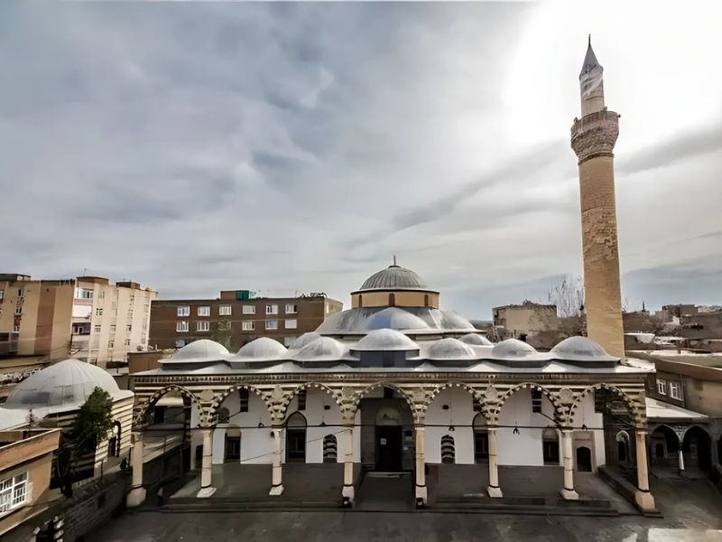 Fatih Paşa Cami (Kurşunlu Cami)