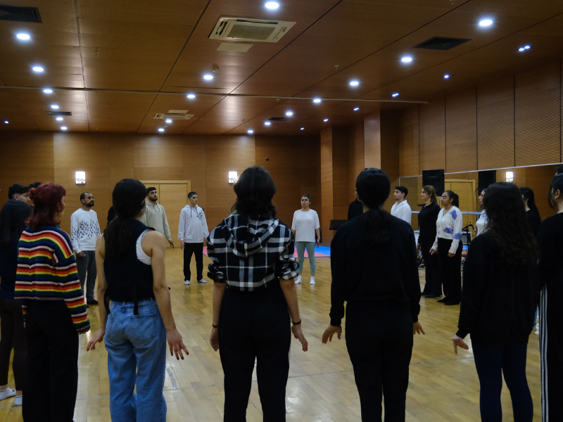 Kurslarımız Çocuklardan Yetişkinlere Kadar Herkese Açık”