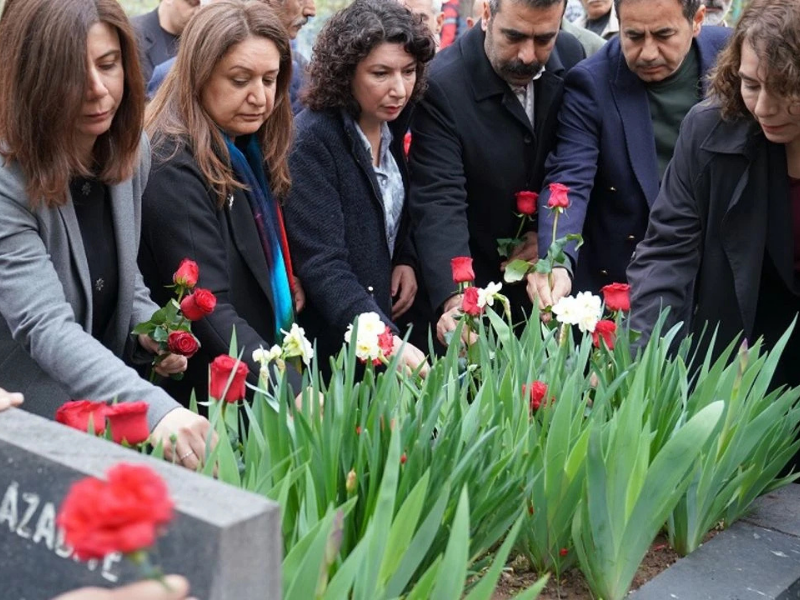Serra Bucak Ve Doğan Hatun Katıldı