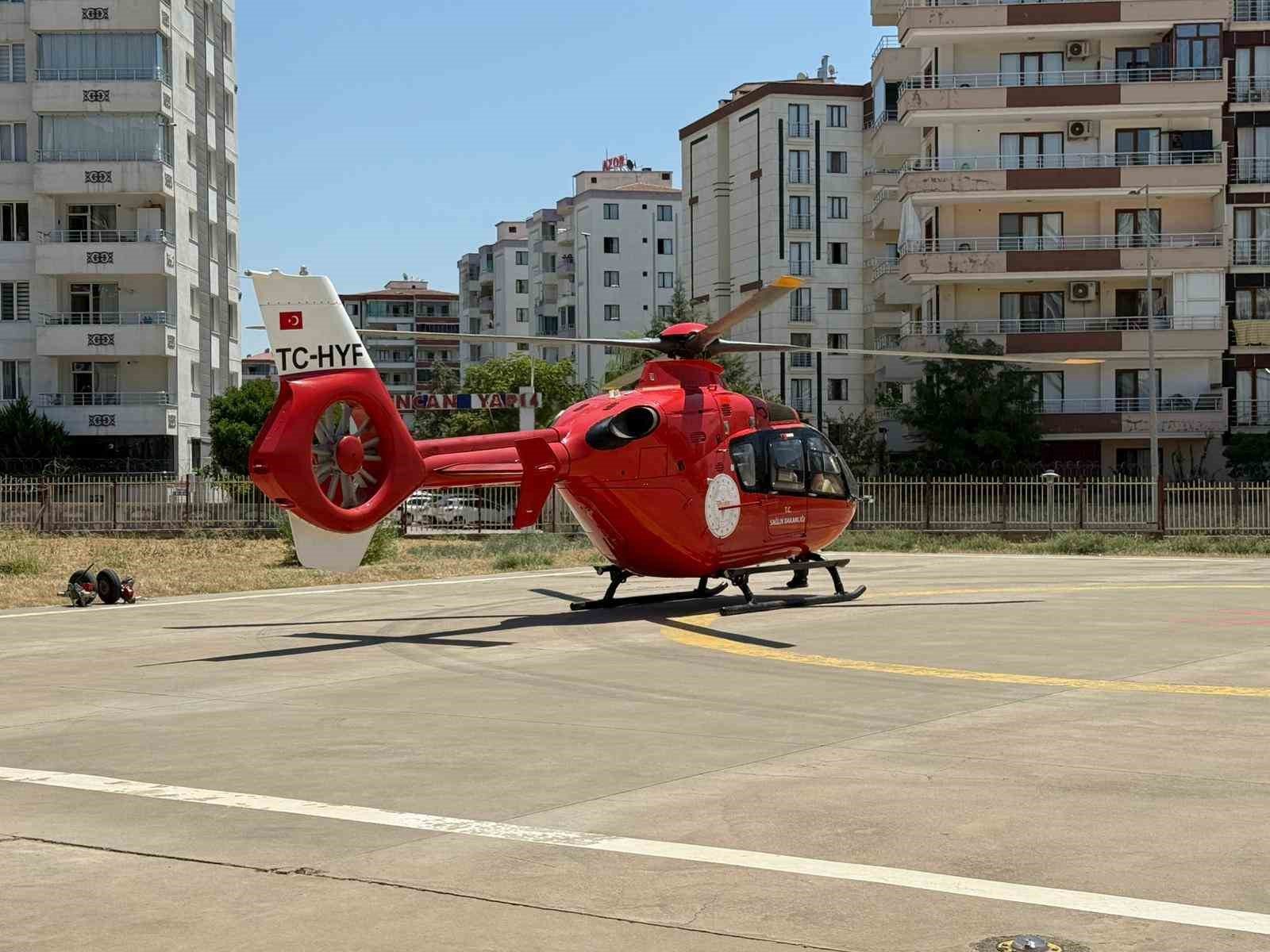 Diyarbakır’da ambulans helikopterle hasta nakli 1-1