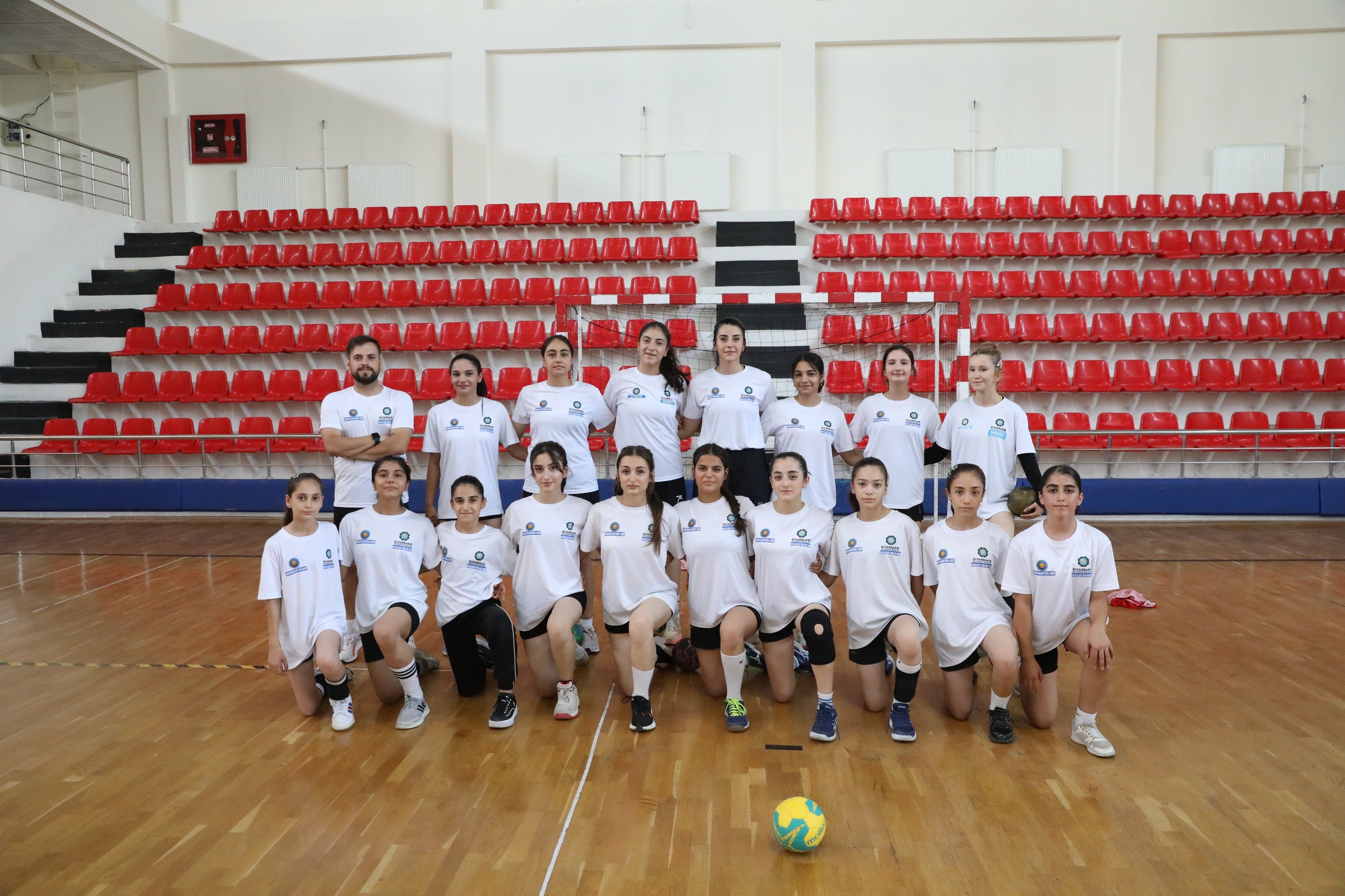 Diyarbakır’da yaz spor okulları 5 bin 850 çocukla start aldı 5