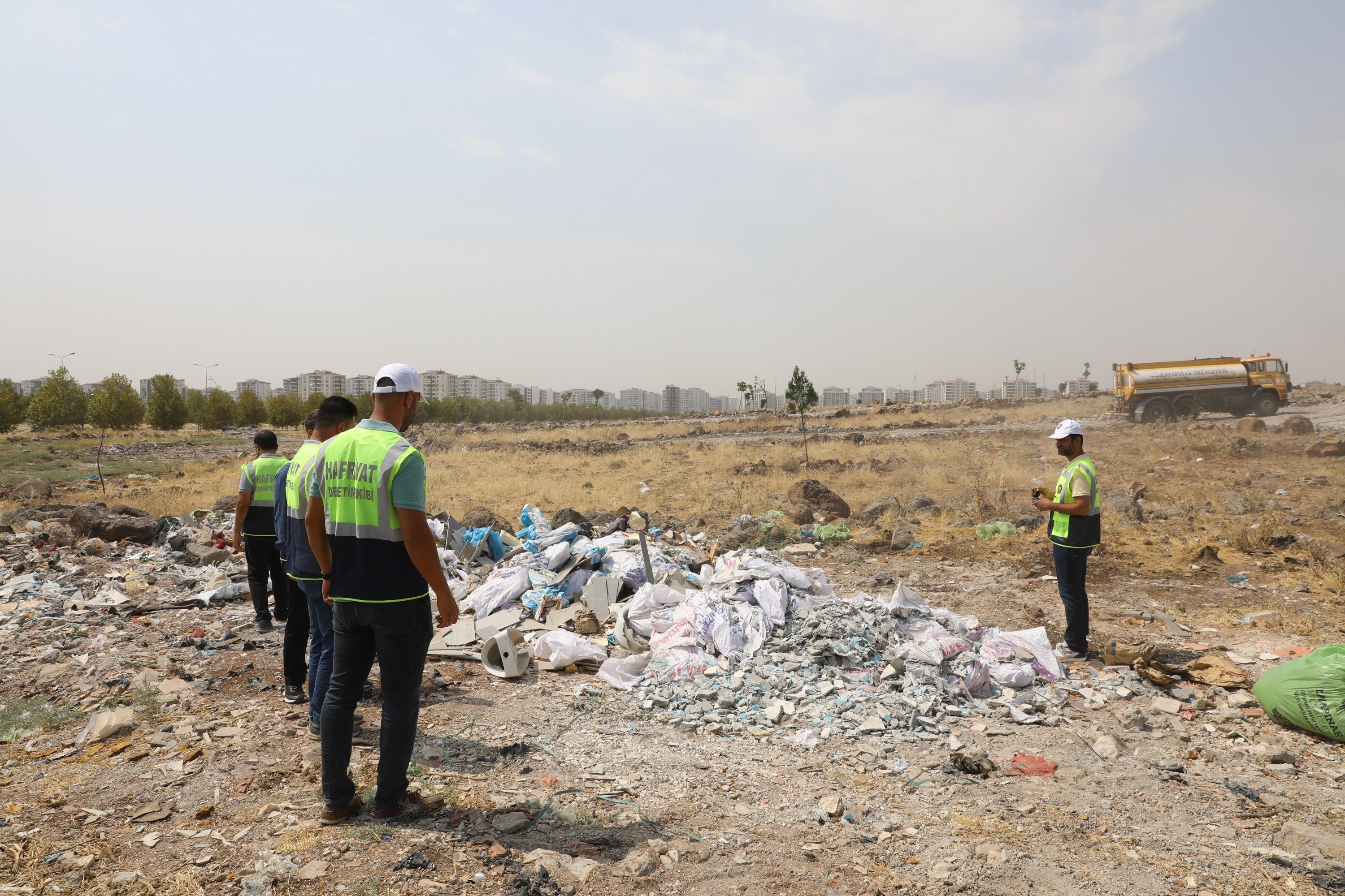 Diyarbakır’da hafriyat ve tıbbi atık denetimi yapıldı 1-1
