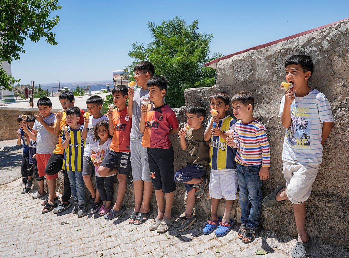 Diyarbakır’da 34 yıldır dondurmasıyla çocukların yüzünü güldürüyor 1