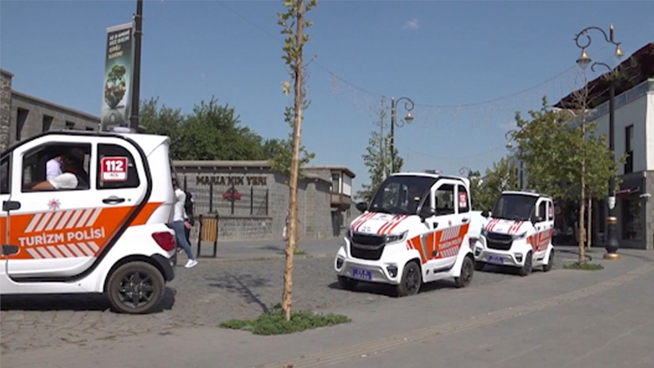 Diyarbakır’da kurmanci ve zazaca bilen polislere övgü 2
