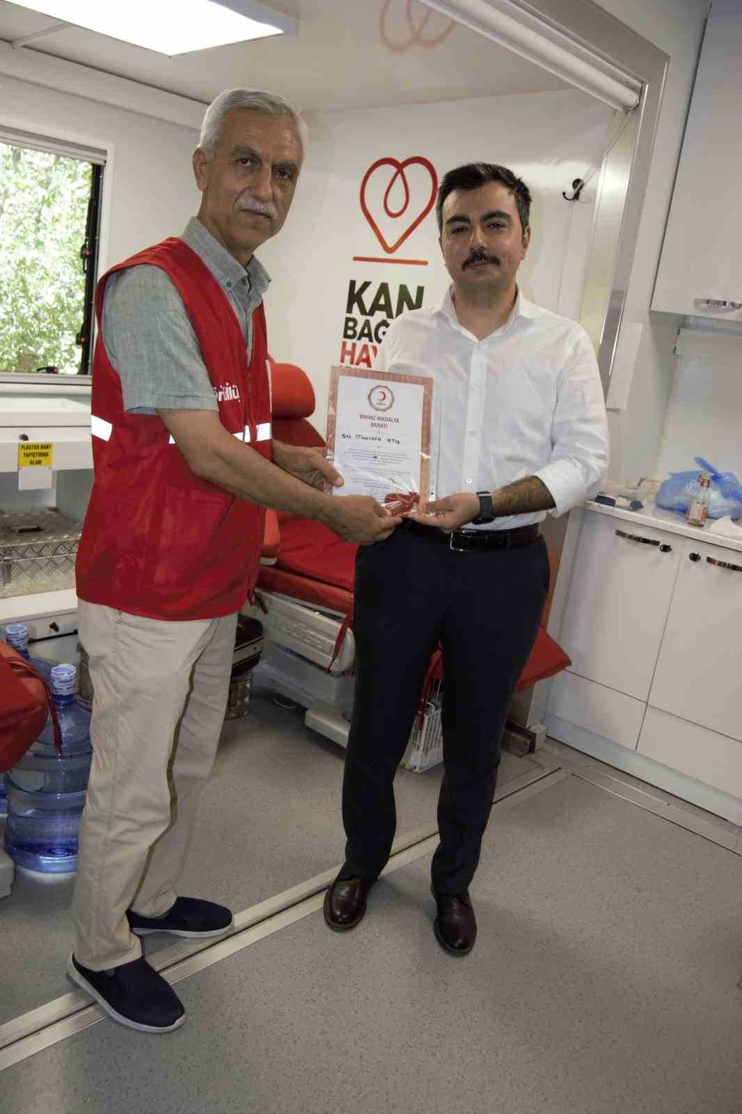 Dicle’de Türk Kızılay’ından kan bağışı kampanyası 1