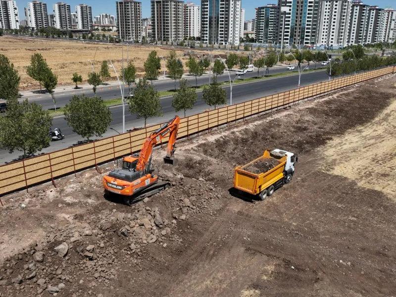 Mezopotamya Kent Parkı’nda çalışmalar devam ediyor-1