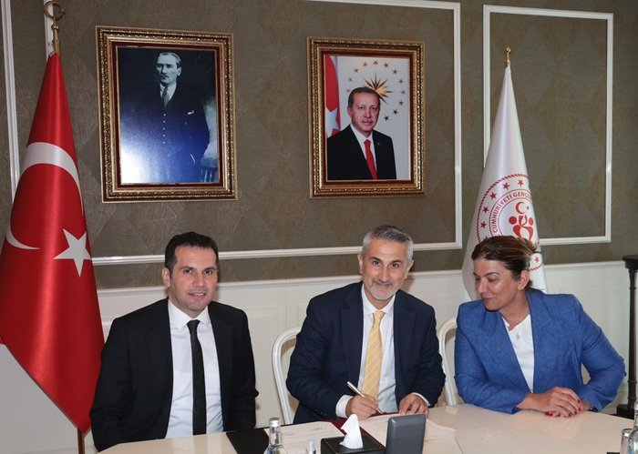 Diyarbakır Lice’de yarı olimpik yüzme havuzu yapılacak-1