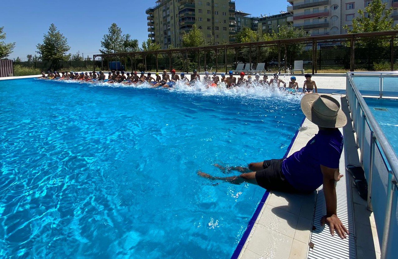 Diyarbakır’da 8 binin üzerinde çocuk sporla buluştu-2