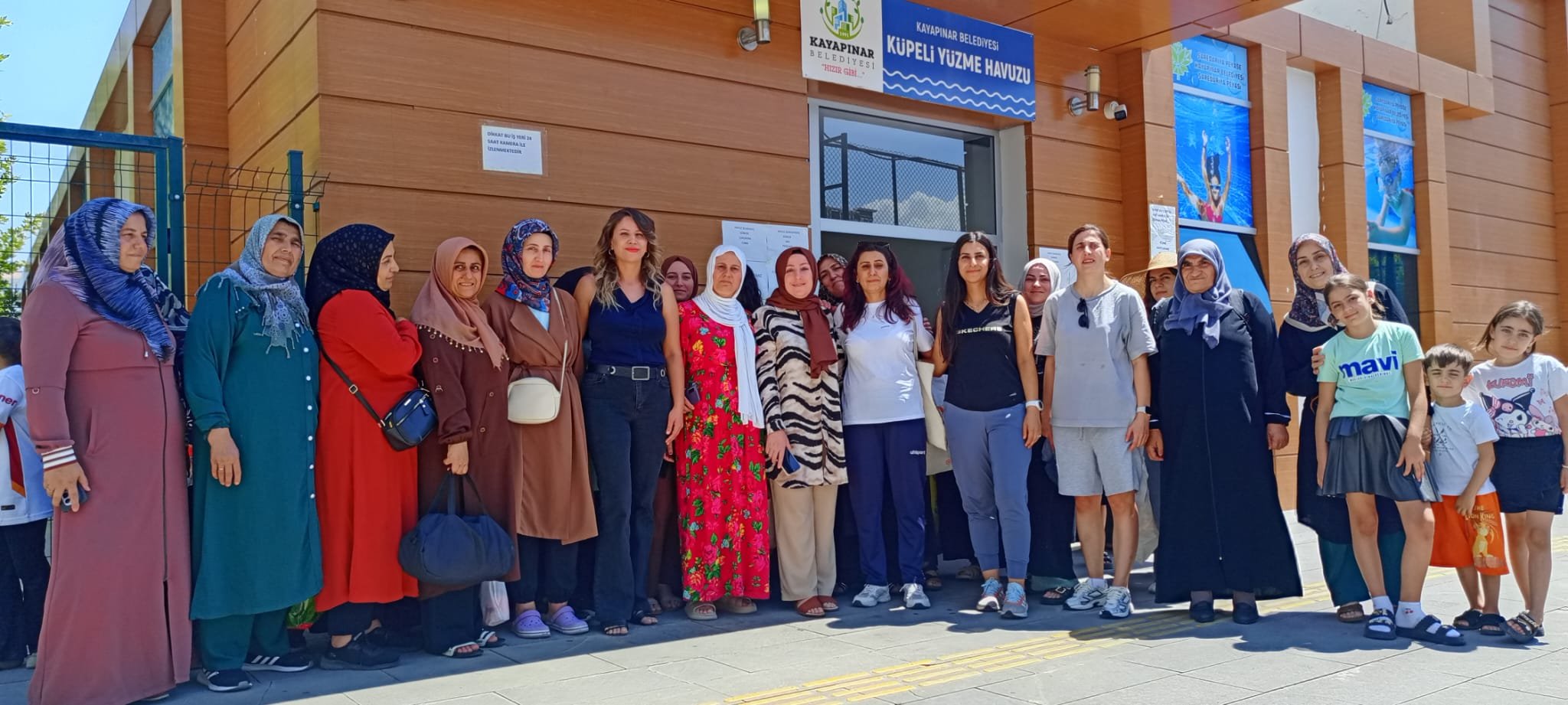 Diyarbakırlı kadınların sabah sporu ve havuz etkinliği1