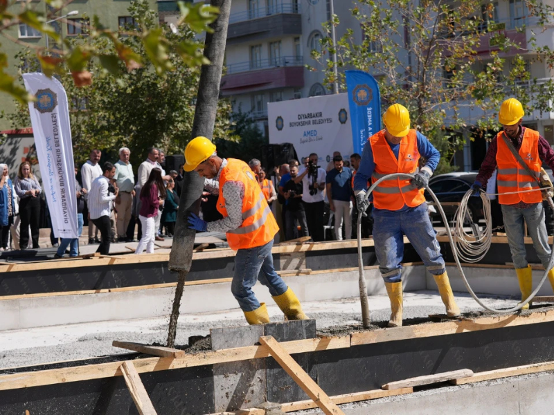 Eşbaşkan Serra Buca