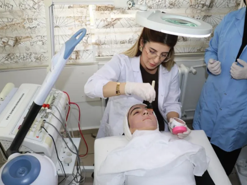 Diyarbakır’da Gençler Eğitimle Birlikte Kazanç Da Sağlıyor2