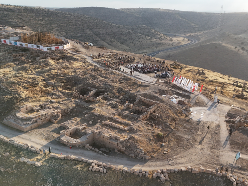 Esen Gök’e Adandı