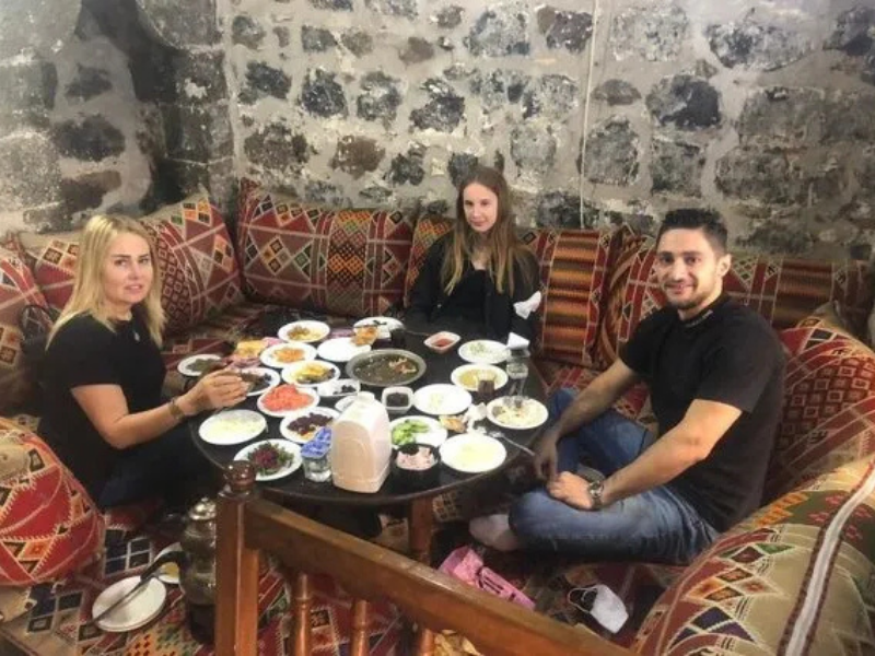 Sur İçindeki Geleneksel Kahvaltı Salonları11