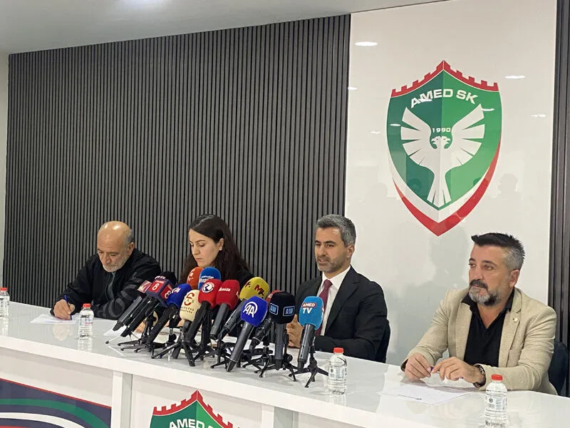 Amedspor Başkanı Nahit Eren’den Atatürk Pankartı Tartışmasına Yanıt2