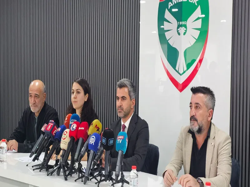 Amedspor Başkanı Nahit Eren’den Atatürk Pankartı Tartışmasına Yanıt3