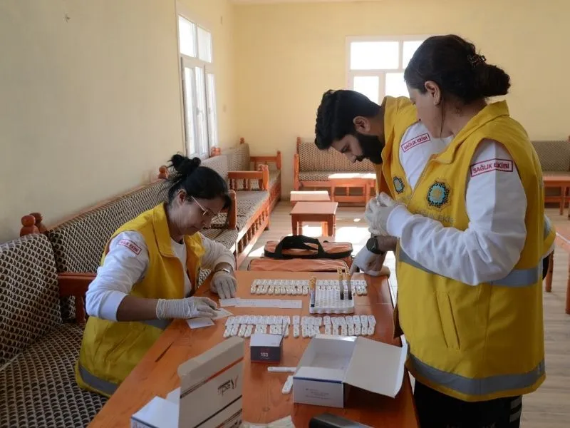 Diyarbakır’da Binlerce Vatandaş Hepatit Taramasından Geçti2