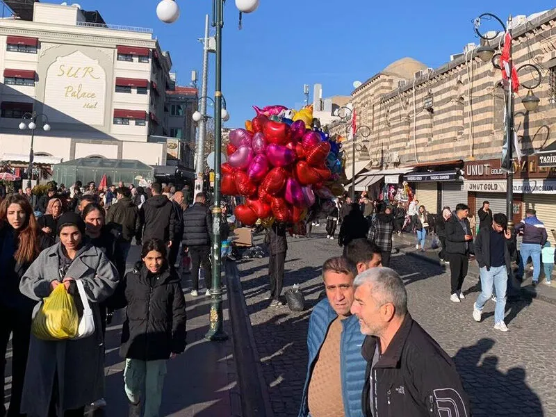 İddia Diyarbakır’da Cami Sesinden Rahatsız Olan Işletmeler Şikayet Etti3