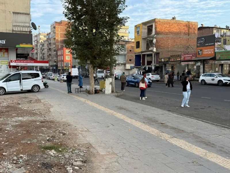 Yüzünü Gizleyip Durağa Geldi, Hedef Gözeterek Ateş Etti1