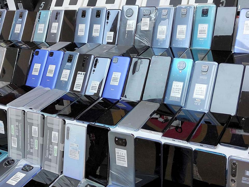 Diyarbakır’da Geniş Çaplı Baskın Silahlar Ve Tarihi Altın Sikkeler Bulundu3