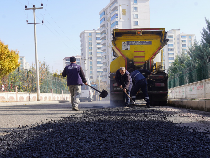 Kayapınar’da Okul Çevresinde Asfalt Çalışması12