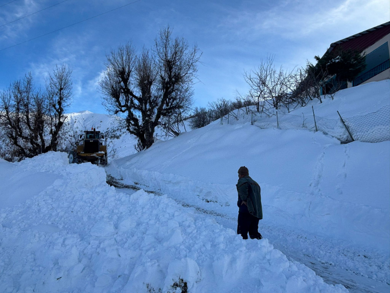 Diyarbakır’da Karla Mücadelede Bin Kilometrelik Yol Açıldı (1)
