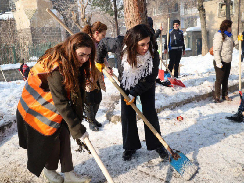 Eşbaşkanlar Ve Stk’lar Sahadaydı