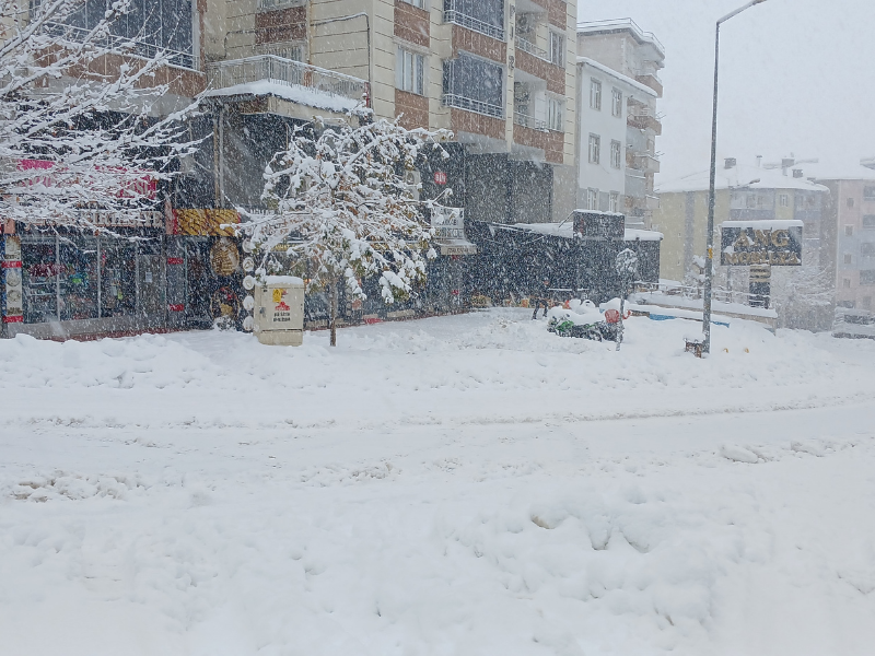 Meteorolojiden Uyarı Kar Ve Buzlanma Sürecek