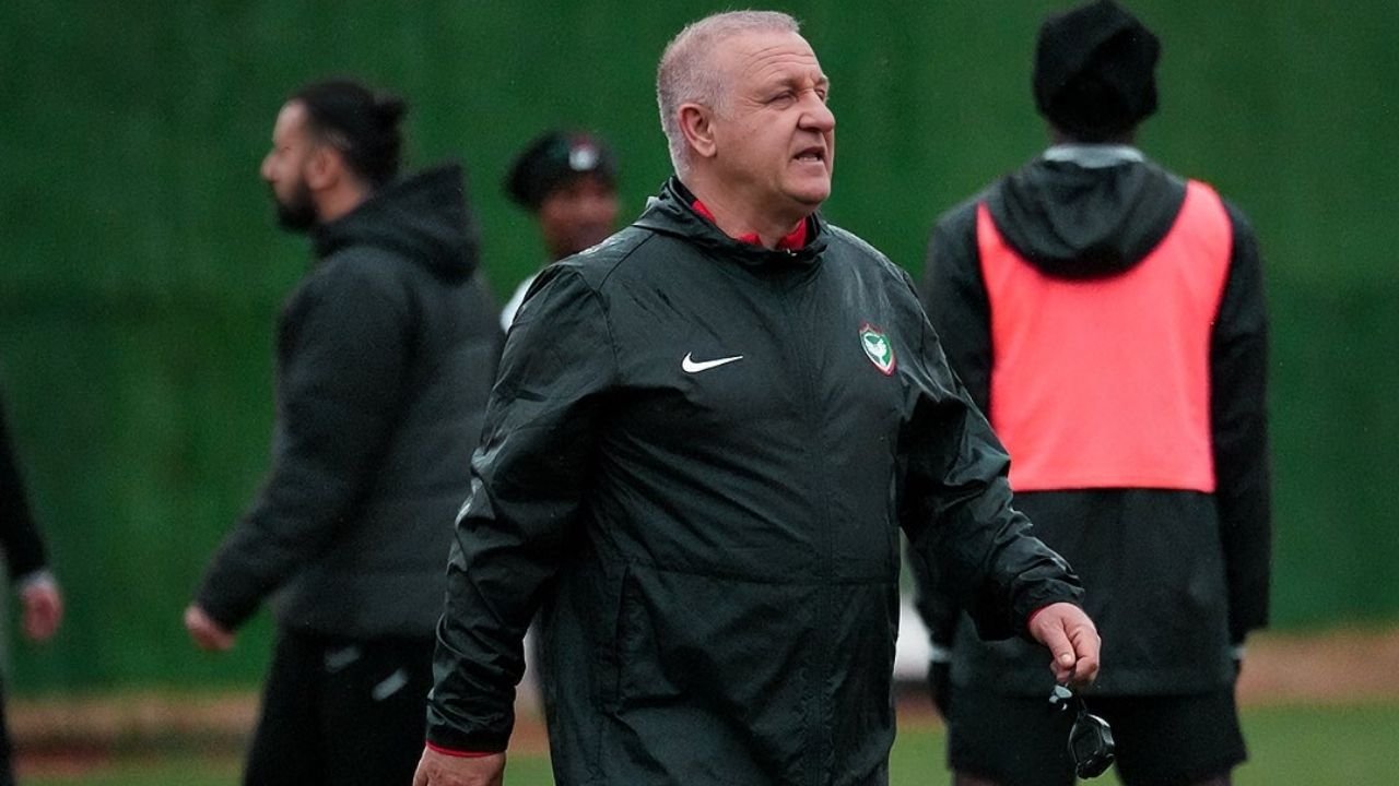Amedspor Mesut Bakkal Hakem