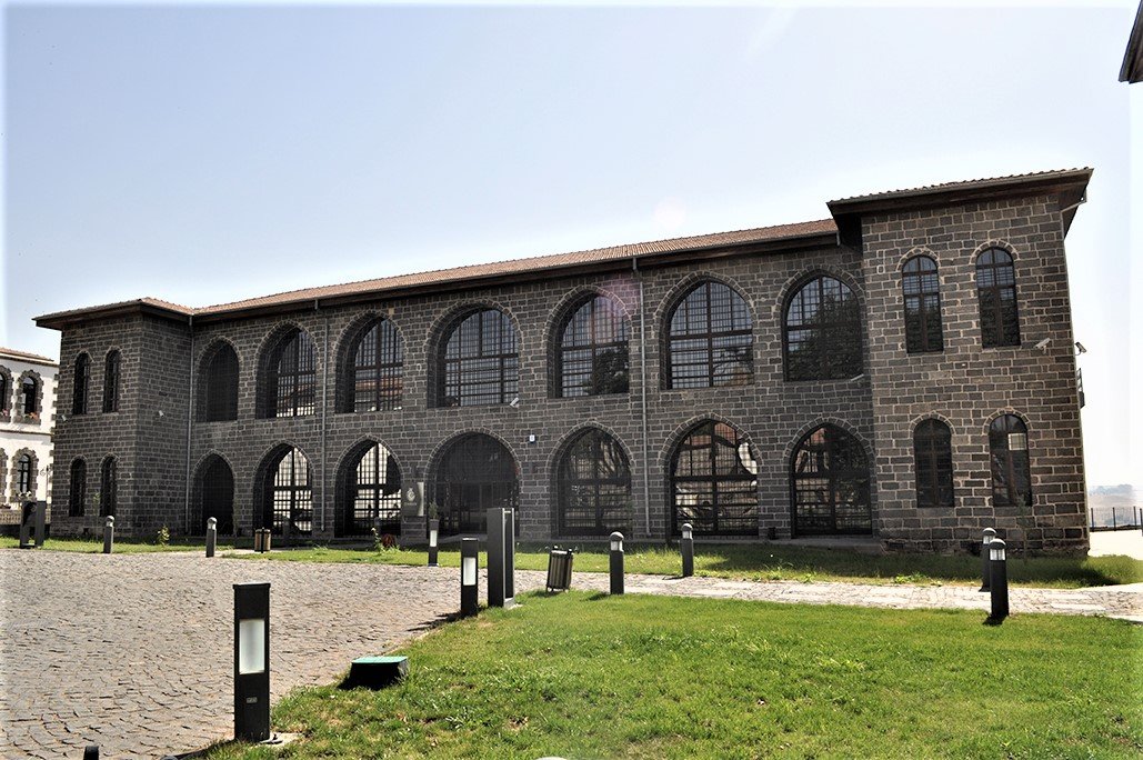 Arkeoloji 1 Kronolojik Sergileme (Adliye A Binası)-1
