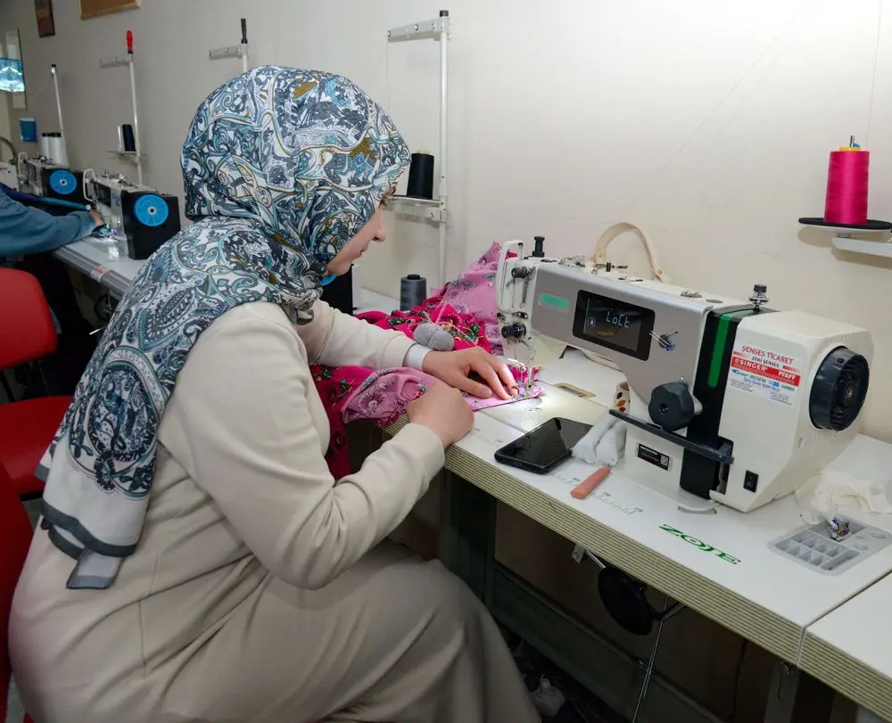 Tekstil Atölyesinde öğrenip tasarlıyorlar Sürükle 3