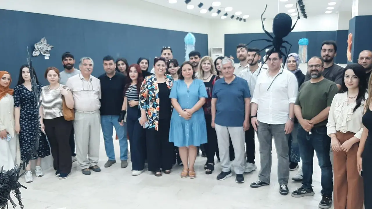 Dicle Üniversitesi’nde Atıklar Sanata Dönüştü: Her Eser Bir Hafıza Hikâyesi Anlatıyor