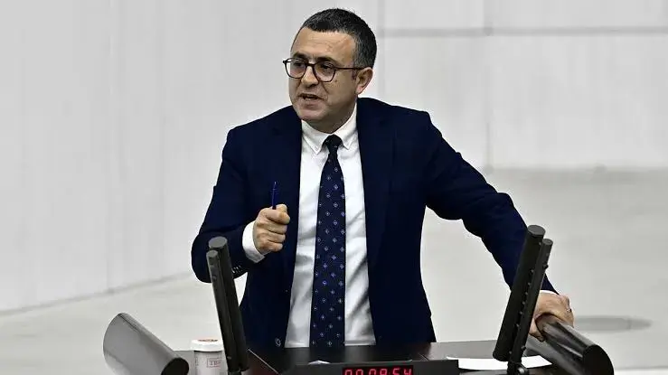 Milletvekili Eren, İçişleri ve Adalet Bakanına sordu: Kürtçe’ye neden düşmansınız? - PİRHA