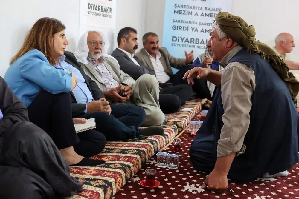 Karacadağ’da yurttaşlarla doğrudan temas, sorunlara yerinde çözüm arayışı 12