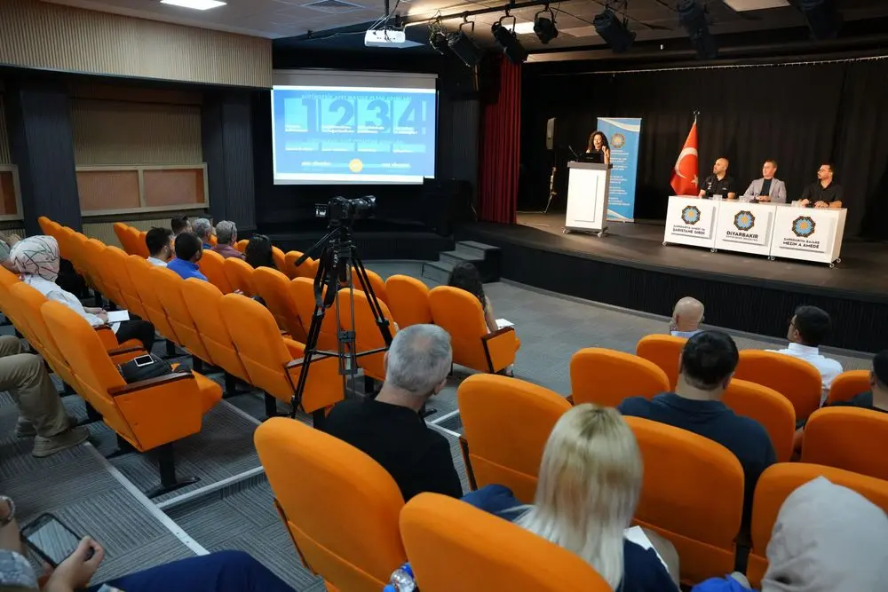 Dirençli kent hedefiyle afet planlama eğitimi düzenlendi 1
